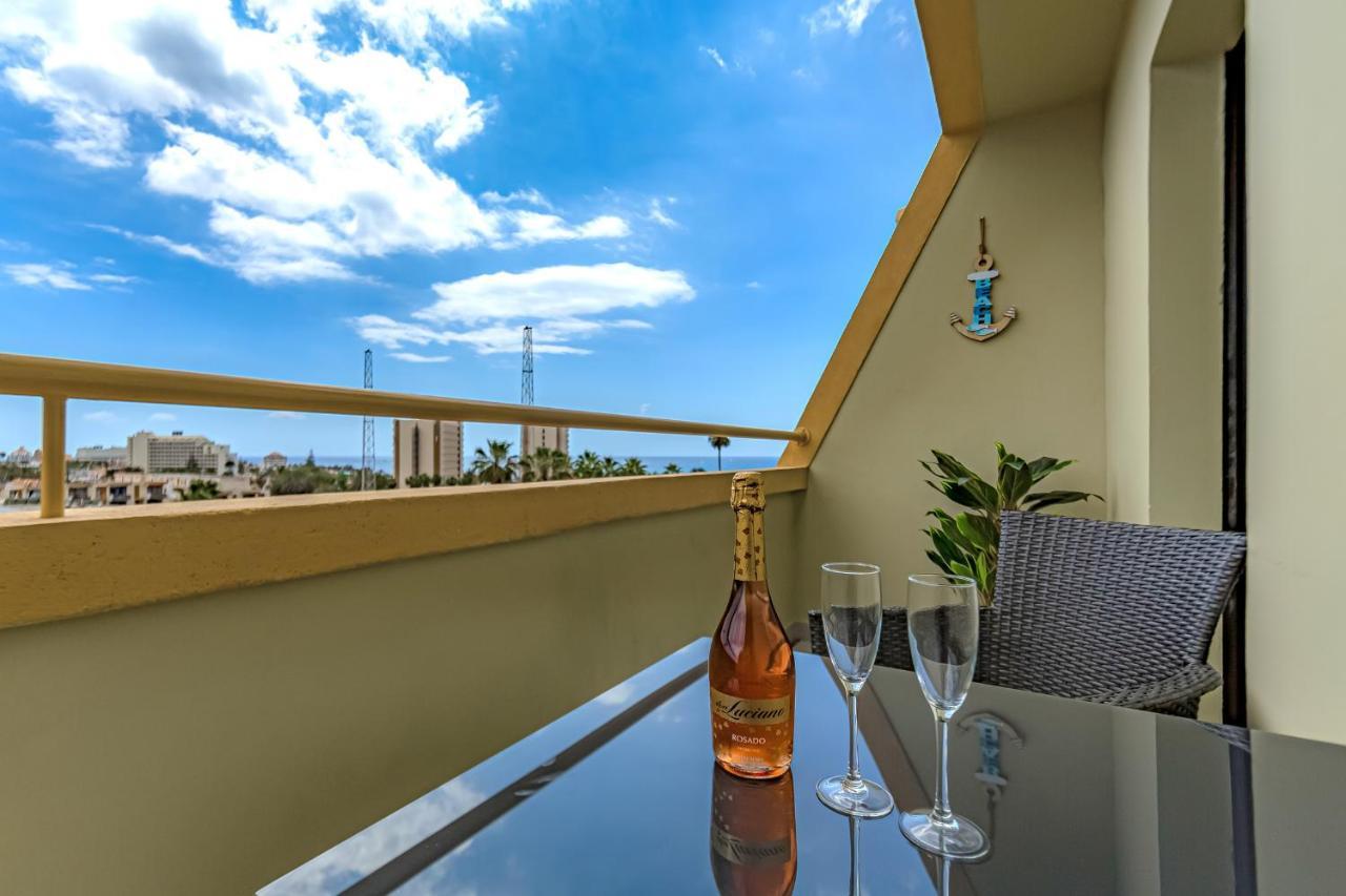 Newly Reformed With Sea View And Pool, Near The Beach, In Playa De Americas