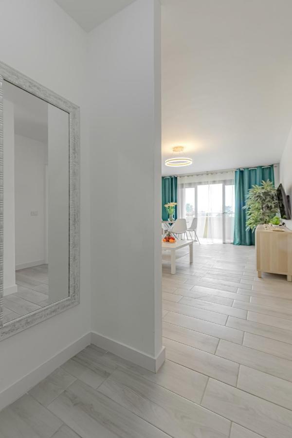 Newly Reformed With Sea View And Pool, Near The Beach, In Playa De Americas * Playa de las Americas (Tenerife)