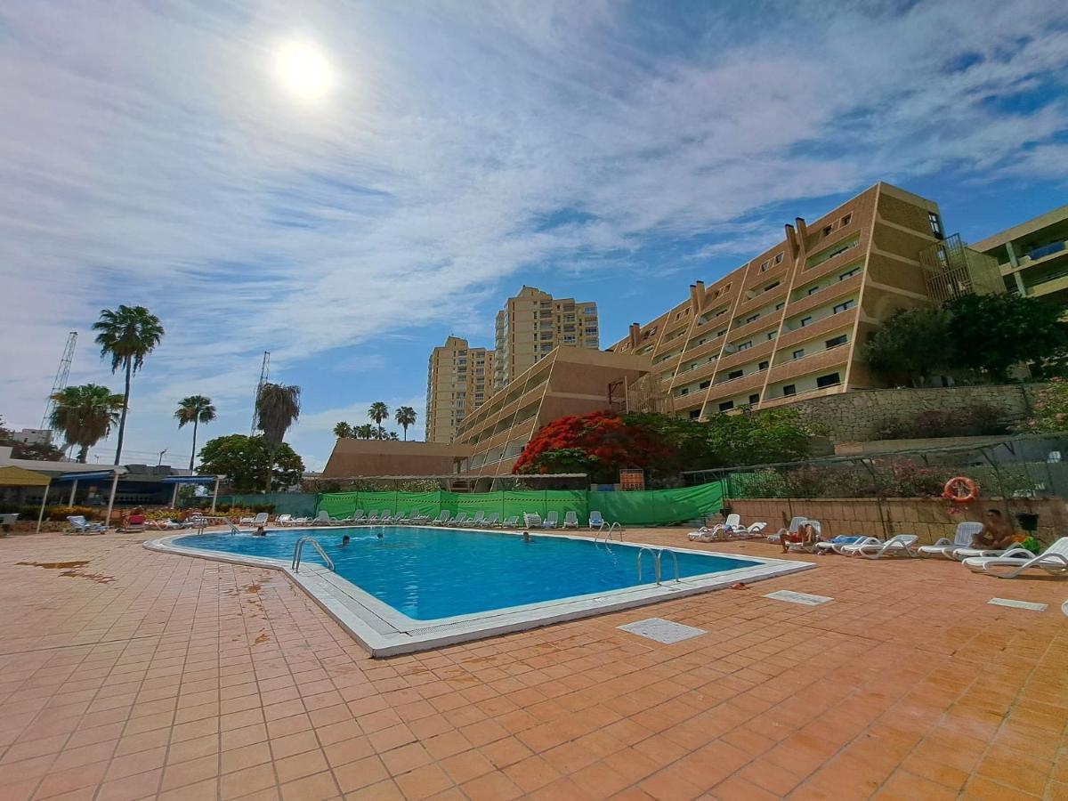 Apartment Newly Reformed With Sea View And Pool, Near The Beach, In Playa De Americas *