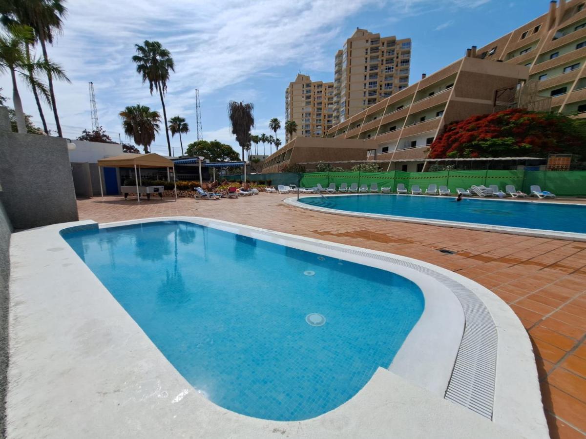 Newly Reformed With Sea View And Pool, Near The Beach, In Playa De Americas Apartment *